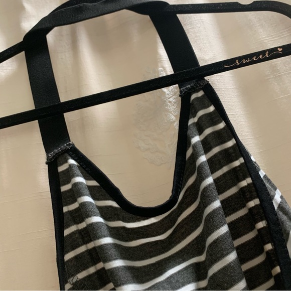Striped Halter Sports Bra Style Bralette NWOT - Picture 5 of 10